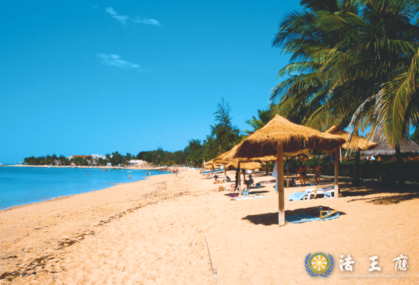  Tranquil beaches of Senegal which contribute to the fame of the tourist assets of the country.
