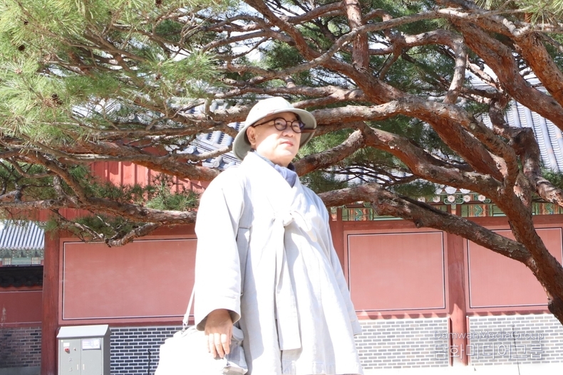  본지 회장( 재단법인 법왕청평화재단 승정원장, 가피암 회주 일정 대종사), (사진-담화미디어그룹)