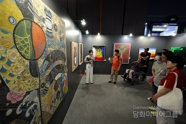청와대에서 장애예술인 전시회·음악회 연다
