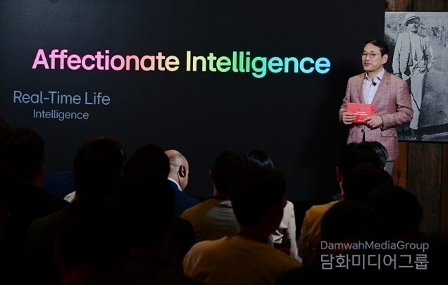 LG전자 조주완 CEO, 빅테크 격전지서 AI 광폭 행보 “7억 대 제품과 7천억 시간 고객 사용 데이터로 가속화”