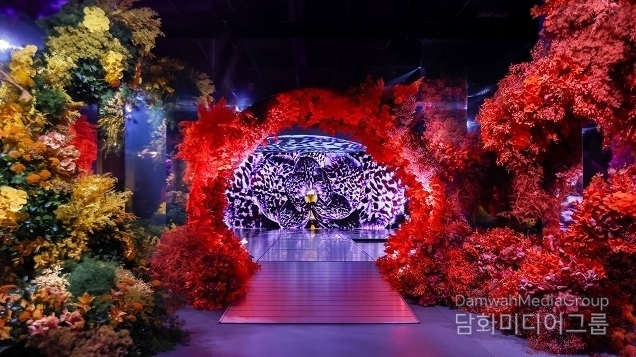 제네시스, 〈블룸타니카: 자연과 혁신이 만나는 곳〉 전시 개최