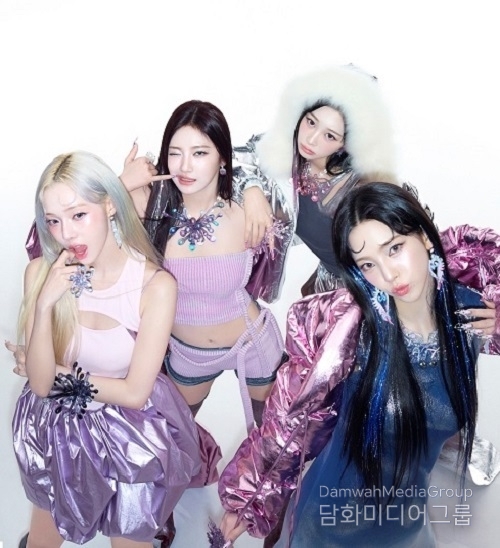 ‘히트메이커’ 에스파 ‘Supernova’, 6월 써클 월간 차트 3관왕!