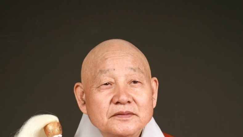 종정예하 중봉 성파대종사 “돌솥 차 향기 천하에 퍼지리